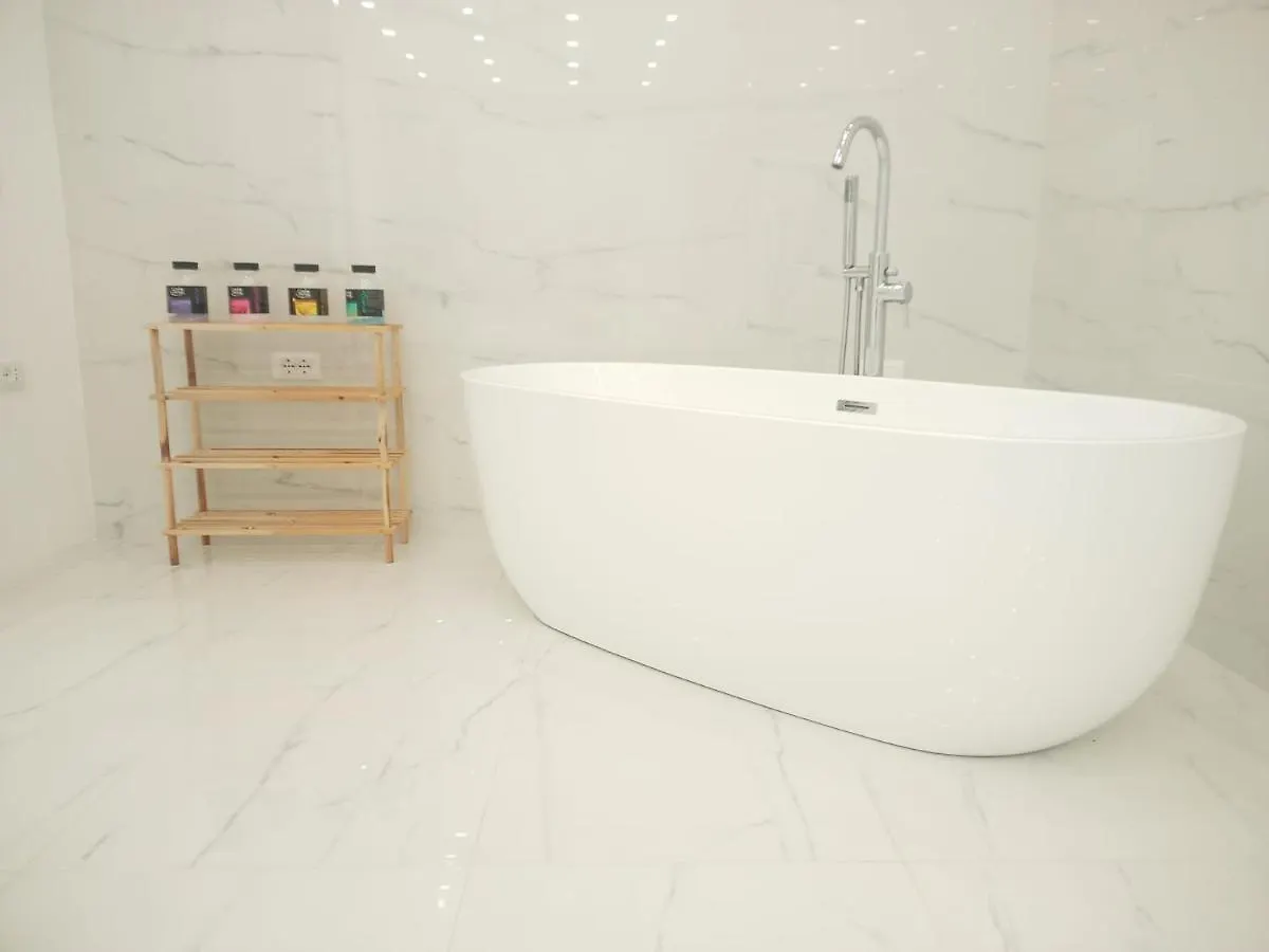 Elegant basement Suite Orosei Italie